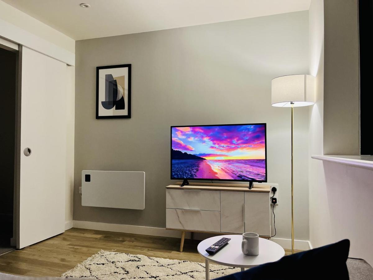 Fully Equipped One Bedroom Apartment Near Old Trafford Stadium! Manchester Exterior foto